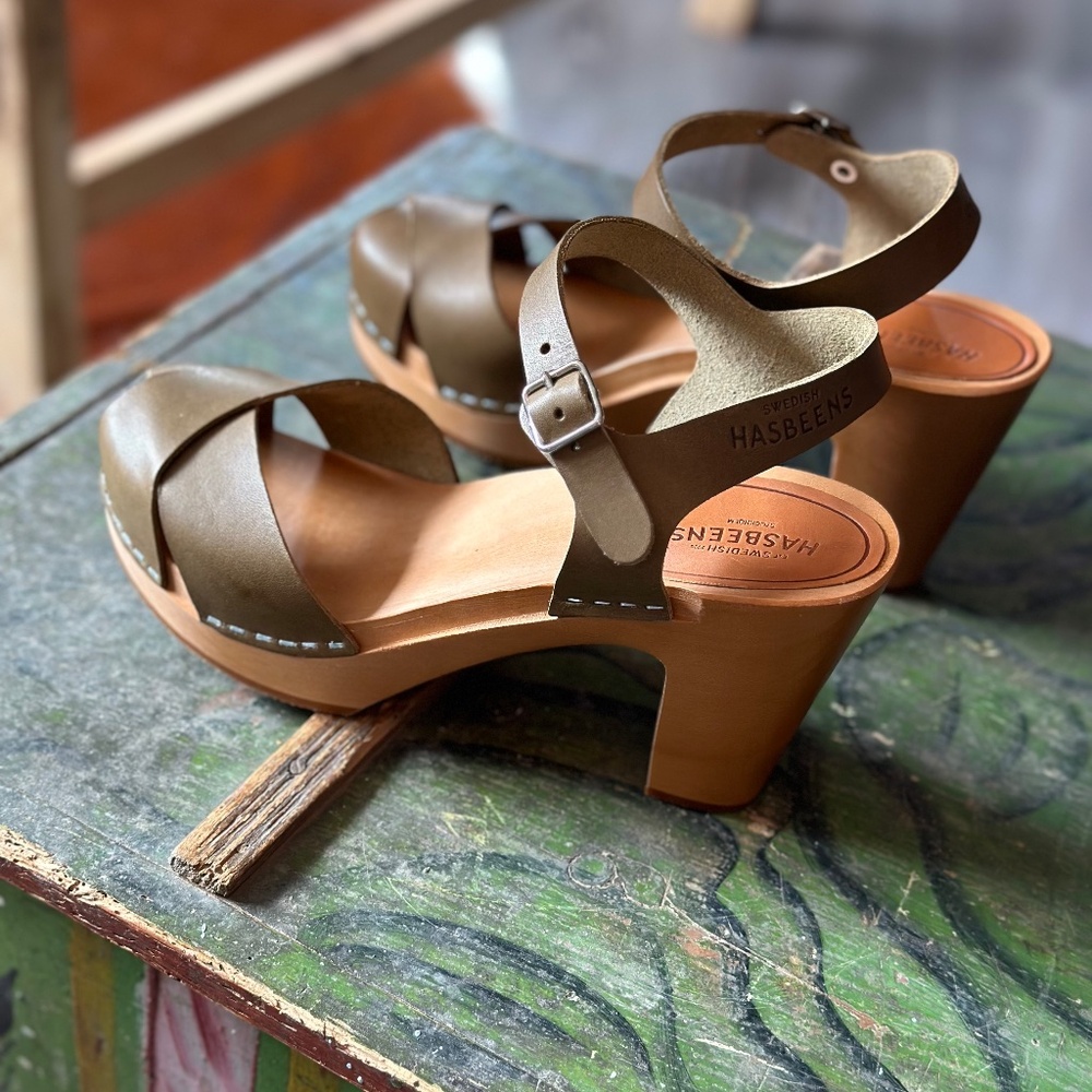 Swedish Hasbeens Merci sandals Tobacco